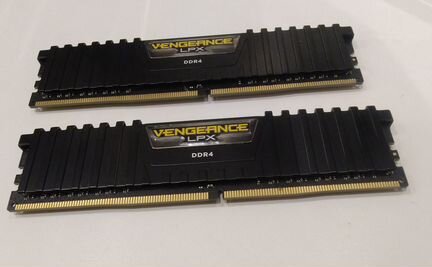 Оперативная память DDR4 16гб (2х8) Corsair