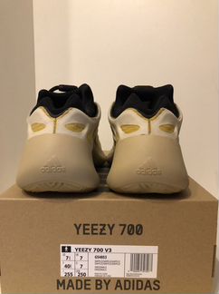 Adidas yeezy 700 v3 safflower 7,5us