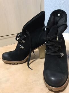 Женские полусапоги (ботильоны) Ugg