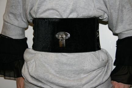 Ремень для стильной девушки