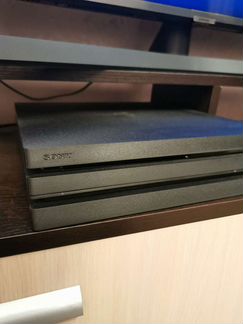 PlayStatiin 4 Pro PS4pro 1TB