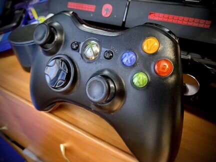 X-box 360 игровая приставка+64 игры+Киннект