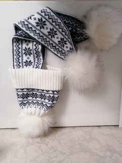 Шапочка для девочки. новая