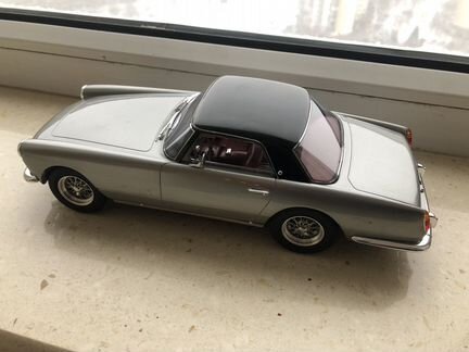 1/18 Matrix Ferrari 250 GT 1958