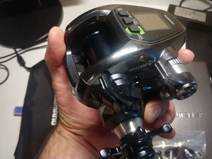 Катушка мультипликаторная электрическая Shimano Fo