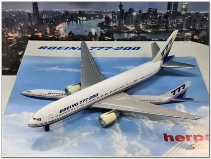 Модели Boeing B 777 в 1/500 от Херпы (Herpa)