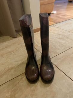 Сапоги резиновые Burberry 39 размер новые