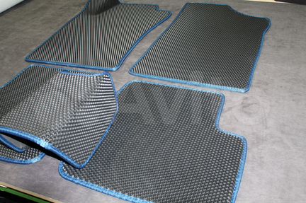 Автоковрики EVA для Toyota Avensis (1997-2003)