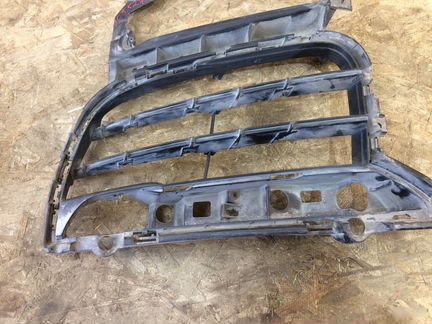 Решетка бампера левая porsche Cayenne 958 92A 7P