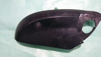 Нижняя часть корпуса зеркала Тайта ленд крузер 200