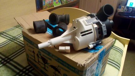 Циркуляционный насос Candy,новый 49019159