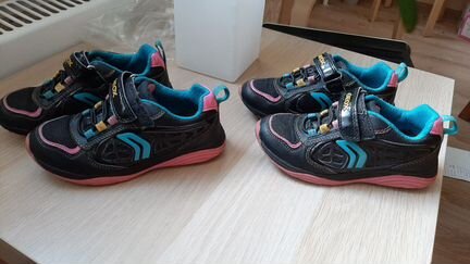 Кроссовки Geox