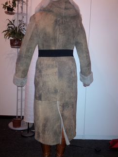 Светлая нат. дубленка на рост 160 - 170 см