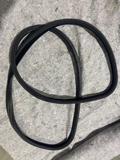 Bmw f34 резинка водительского проема