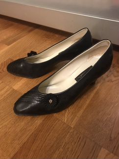 Туфли кожаные чёрные 39 размер