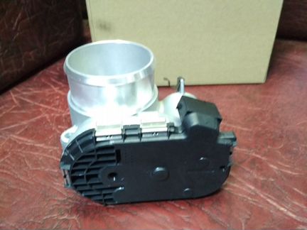 Новая Дроссельная заслонка Mercedes W203 M271