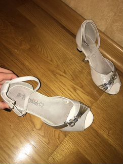 Детские туфельки для девочки 33 размер