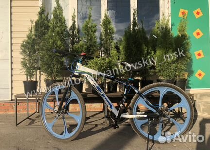 Велосипед на литых дисках