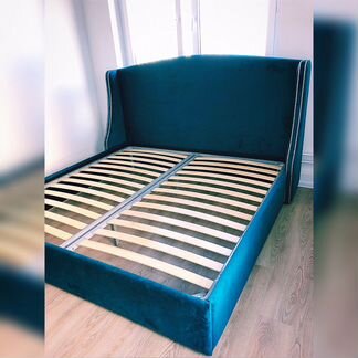 Кровать двухспальная